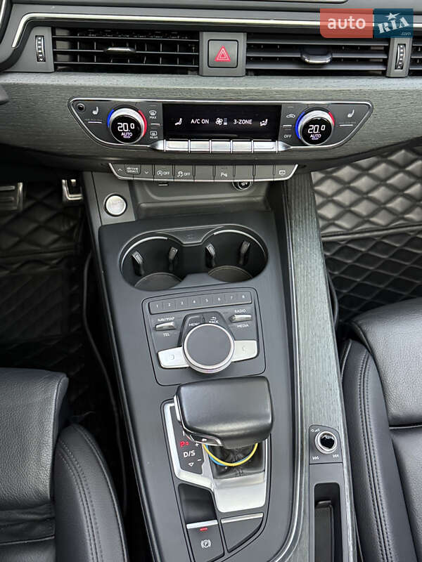 Седан Audi A4 2018 в Ивано-Франковске
