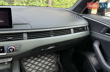 Седан Audi A4 2018 в 