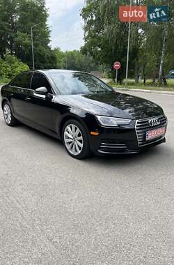 Седан Audi A4 2017 в 