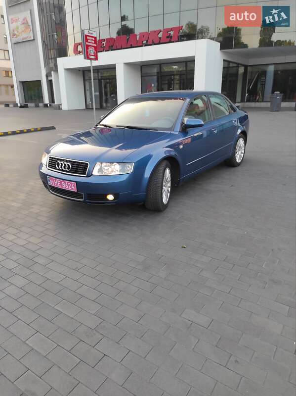 Седан Audi A4 2004 в Каменском