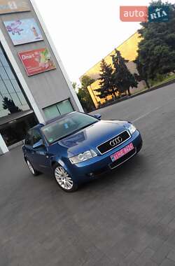 Седан Audi A4 2004 в 