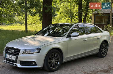 Седан Audi A4 2011 в 