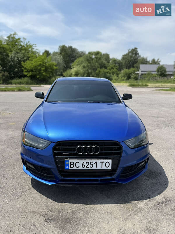 Седан Audi A4 2015 в Львові
