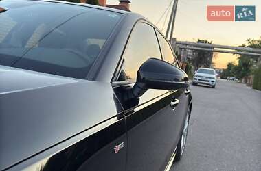 Седан Audi A4 2017 в 