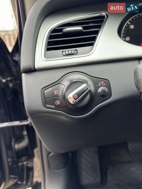 Универсал Audi A4 2010 в Самборе