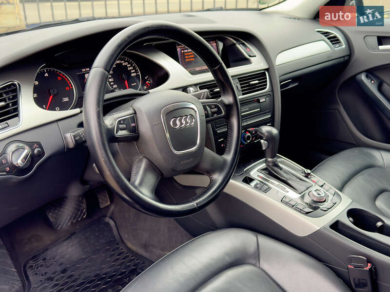 Универсал Audi A4 2010 в Самборе