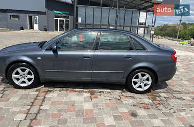 Седан Audi A4 2002 в 
