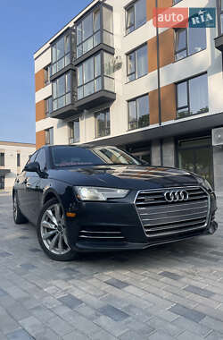 Седан Audi A4 2017 в 