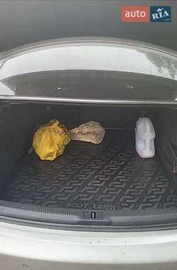 Седан Audi A4 2013 в 