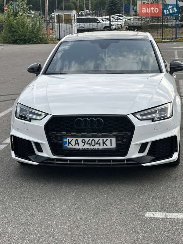 Седан Audi A4 2018 в Києві