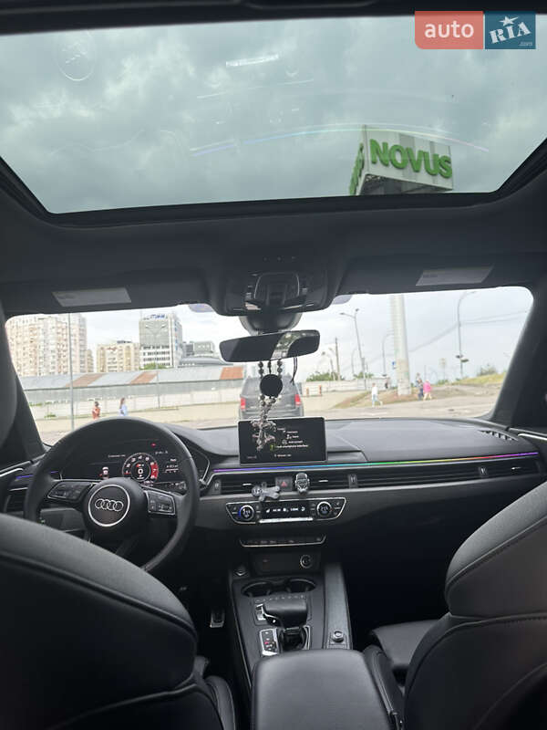 Седан Audi A4 2018 в Киеве