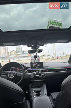 Седан Audi A4 2018 в 