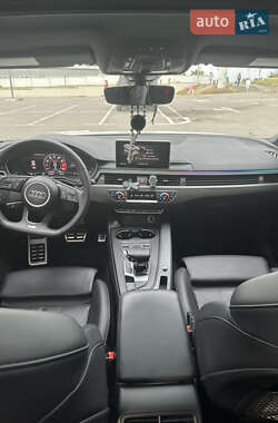 Седан Audi A4 2018 в Києві