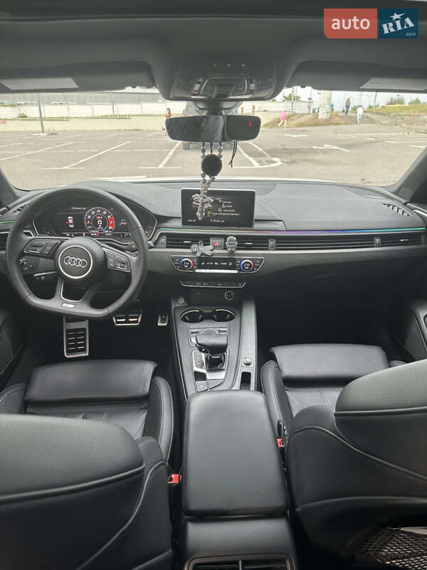 Седан Audi A4 2018 в Києві