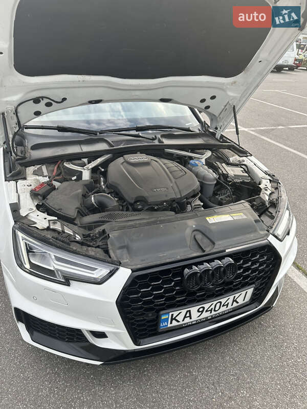 Седан Audi A4 2018 в Києві