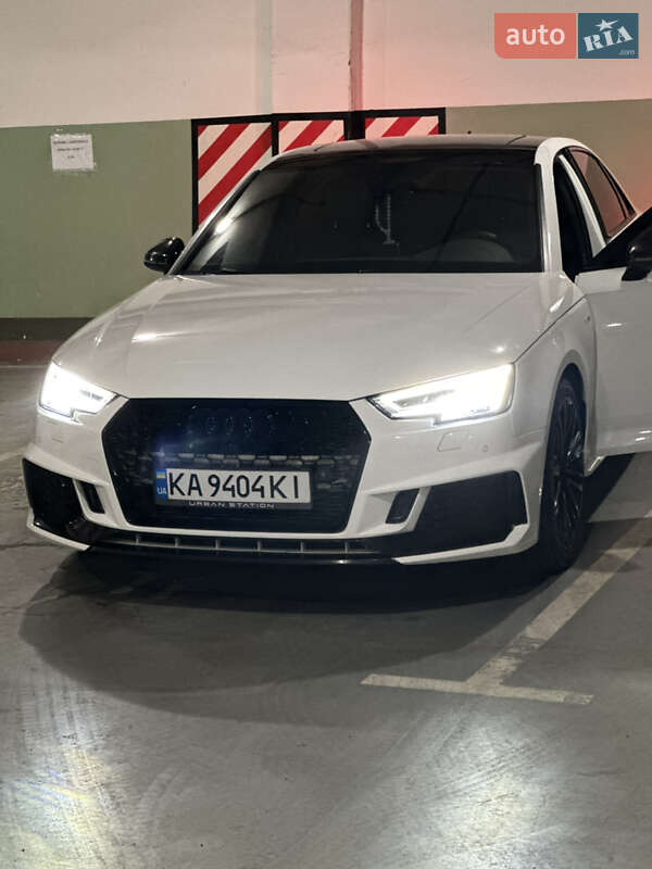 Седан Audi A4 2018 в Києві