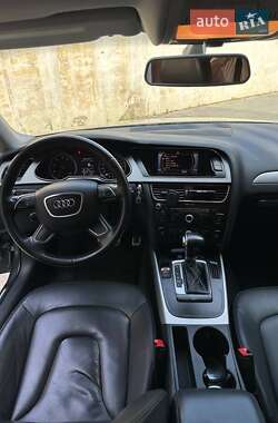Седан Audi A4 2012 в 