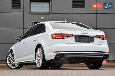 Седан Audi A4 2018 в 