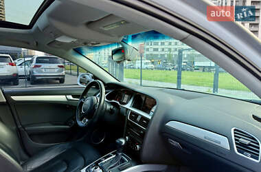Седан Audi A4 2015 в 