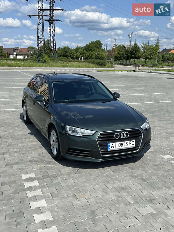 Универсал Audi A4 2017 в 