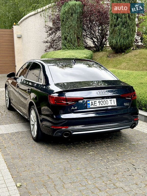 Седан Audi A4 2017 в Днепре