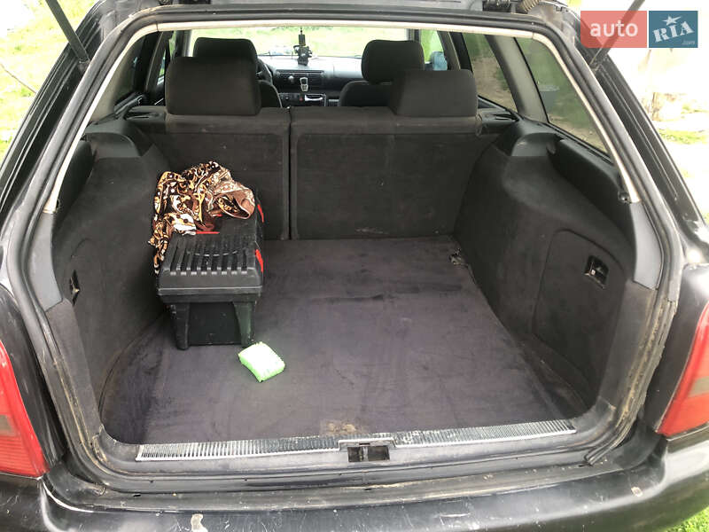 Универсал Audi A4 1996 в Млинове фото 6 Универсал Audi A4 1996 в Млинове