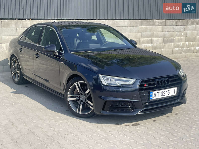 Audi A4 2018