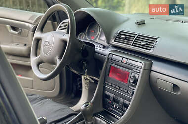 Универсал Audi A4 2002 в 