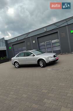 Седан Audi A4 2002 в 