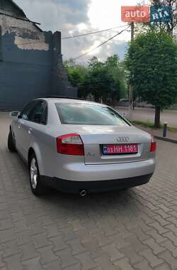Седан Audi A4 2002 в 
