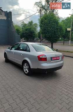 Седан Audi A4 2002 в 
