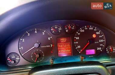 Седан Audi A4 1996 в 