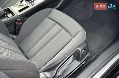 Универсал Audi A4 2019 в 