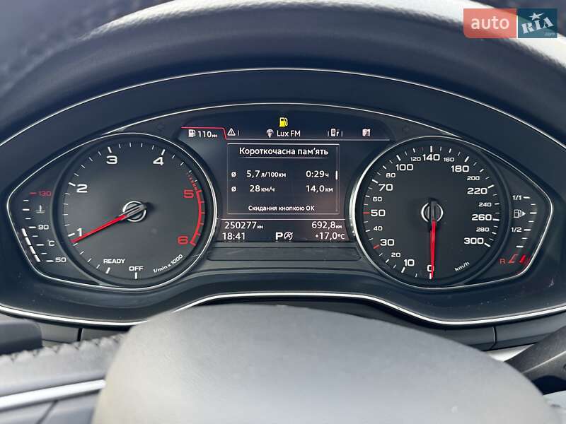 Универсал Audi A4 2019 в Кременце