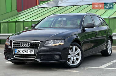 Універсал Audi A4 2009 в 