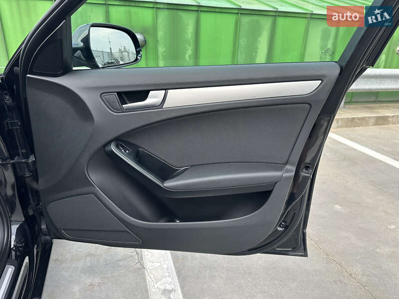 Универсал Audi A4 2009 в Киеве