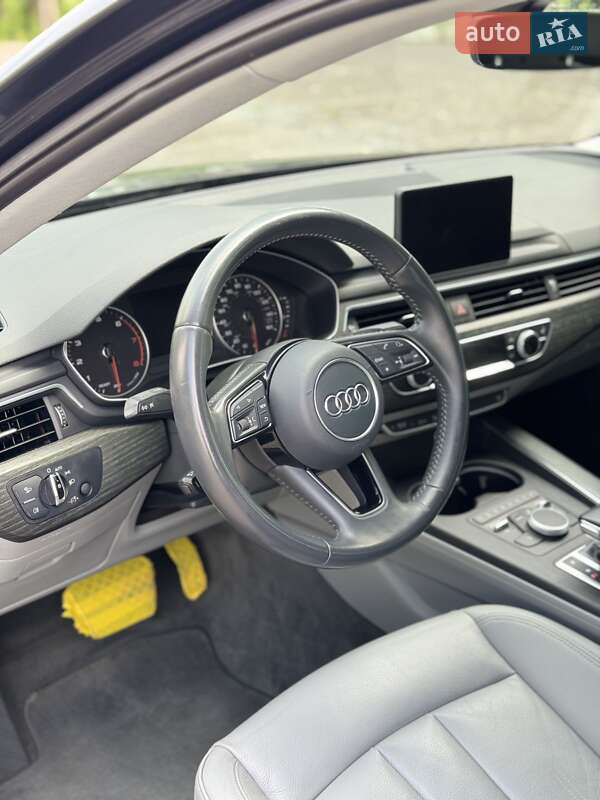Седан Audi A4 2016 в Самборе