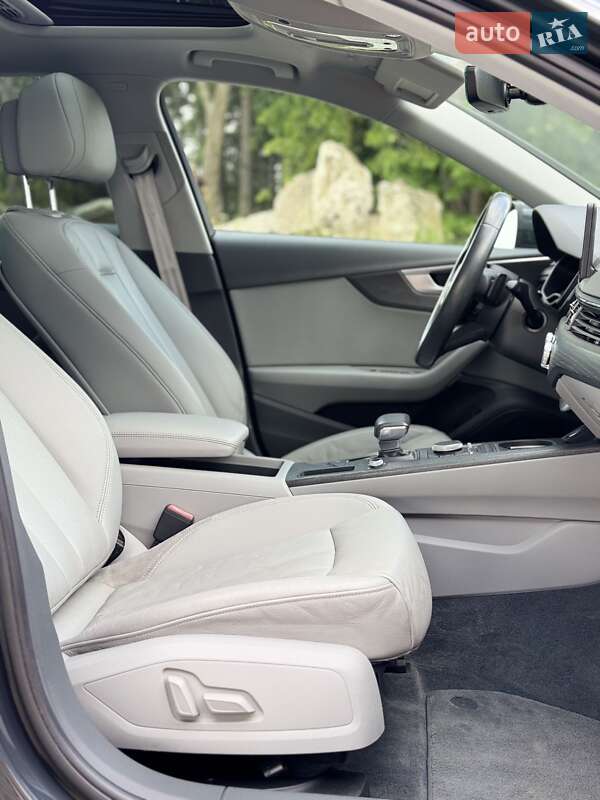 Седан Audi A4 2016 в Самборе