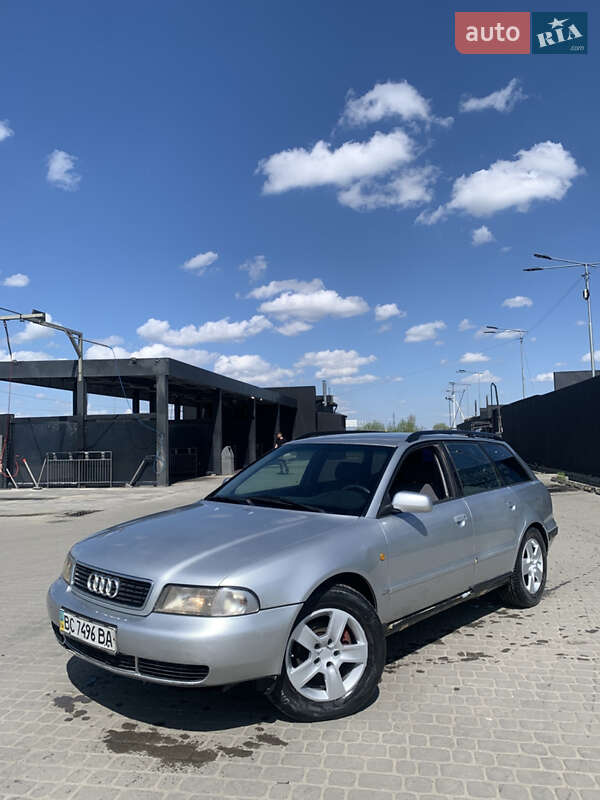Универсал Audi A4 1998 в Львове