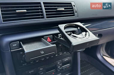 Седан Audi A4 2003 в 