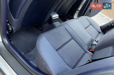 Седан Audi A4 2003 в 
