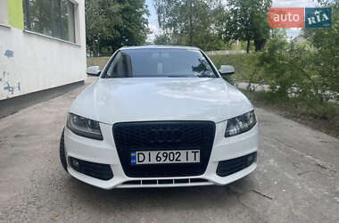 Седан Audi A4 2010 в Марганці