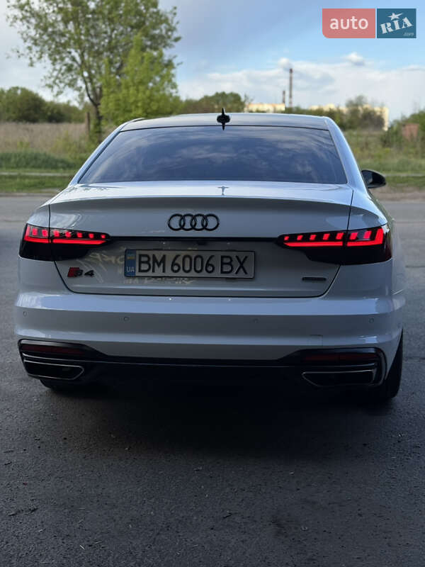 Седан Audi A4 2020 в Киеве