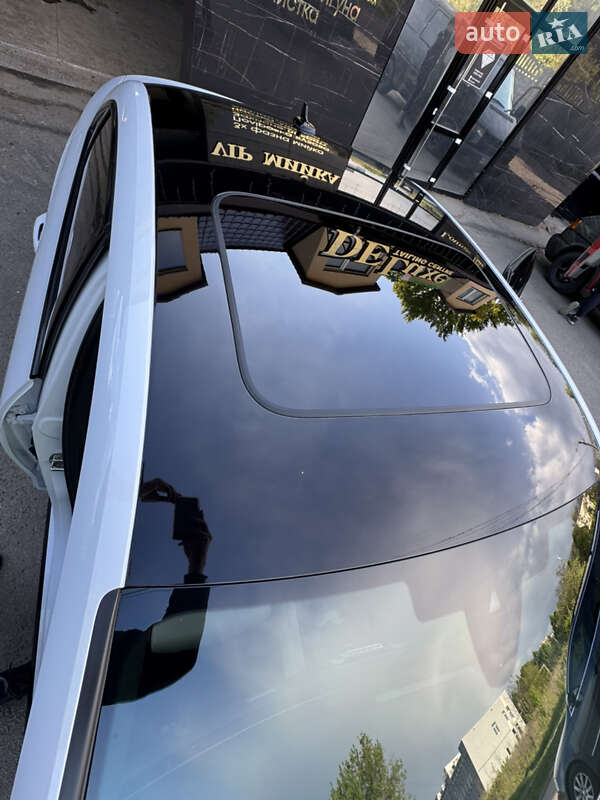 Седан Audi A4 2020 в Киеве