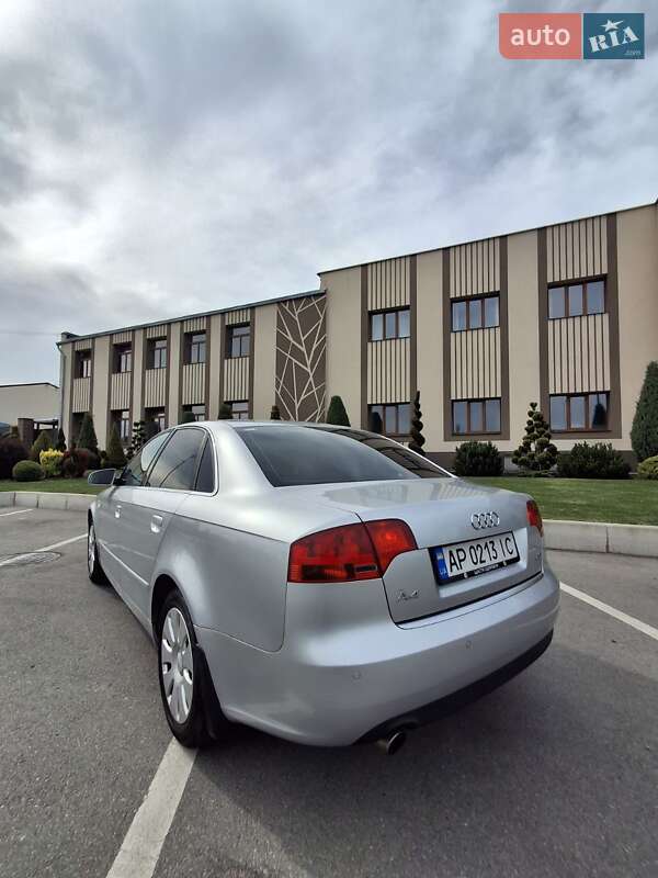 Седан Audi A4 2006 в Запорожье