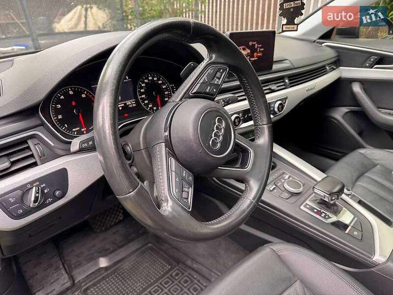 Седан Audi A4 2016 в Стрые