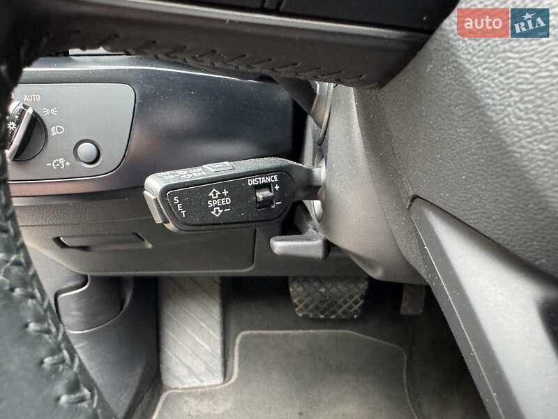 Универсал Audi A4 2016 в Киеве