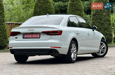 Седан Audi A4 2018 в 
