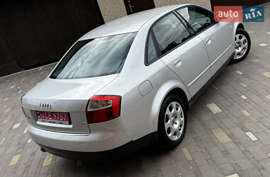 Седан Audi A4 2003 в 