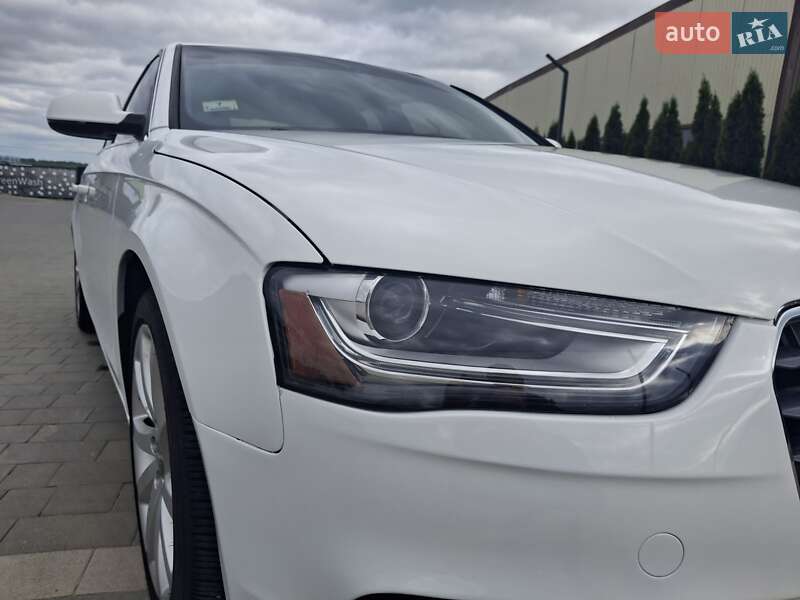 Седан Audi A4 2013 в Каменец-Подольском
